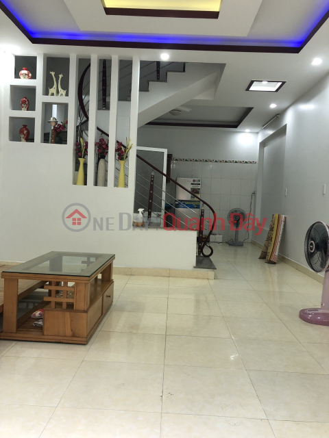 3-storey house for rent near Lung Hoa market for 5 million months _0