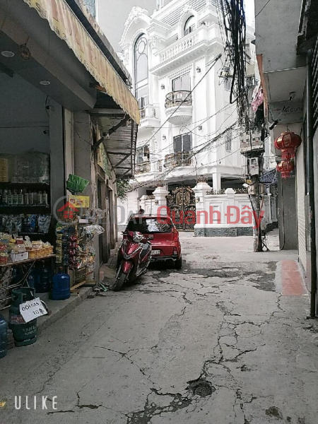 Phố Phú đô tương lại gần kế tất cả các tiện ích ,công viên ,hồ điều hoà,bệnh viện Hồng Ngọc ,Đường đua F1 Niêm yết bán