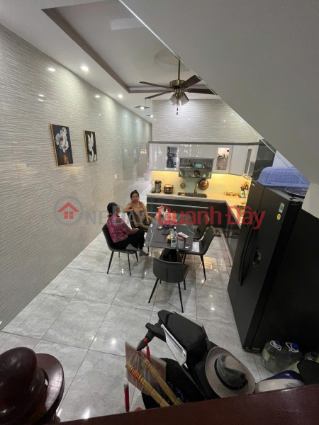 , Please Select, Residential | Sales Listings đ 5 Billion