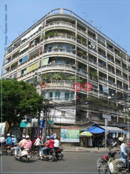 Chung cư 218 Nguyễn Đình Chiểu (218 Nguyen Dinh Chieu apartment building) Quận 3 | ()(2)