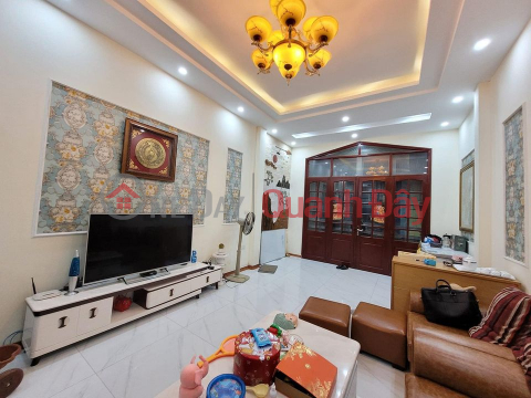 Rare! House for sale, car alley, wide sidewalk, business, Minh Khai, Hai Ba Trung, 38m2, 3 floors, price 5.4 billion. _0