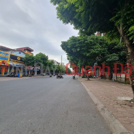 Land for sale in the center of Trau Quy, Gia Lam. 126m2. 7m x 18m. 16m road. Contact 0989894845 _0