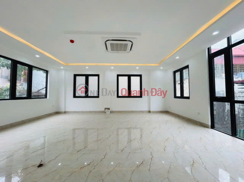 đ 23.5 Billion | BEAUTIFUL NEW HOUSE Nguyen Chi Thanh 56 m2, X 7 floors, 8m frontage, 23.5 billion Dong Da.