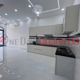 Quick sale this week - 3-story house on 23 Nguyen Xien Street, Long Binh - 50m2 - 8m wide road for cars - Price 4.7 billion VND _0