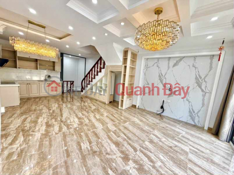 nhà đẹp lô góc Hồng Tiến, 45m x 5 tầng, mặt tiền 4.5m, gara ôtô, phân lô bàn cờ, ôtô chạy vòng quanh _0