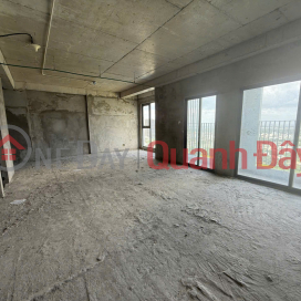 An opportunity to own a 2-bedroom apartment at Lavida Plus District 7 at an extremely good price. _0