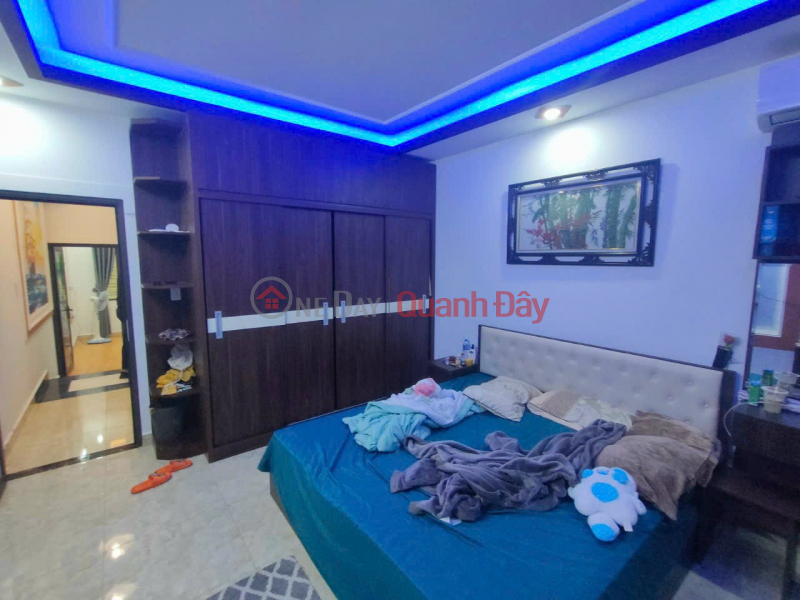 Selling 4-storey house full of furniture 48 M car to Ngo Gia Tu door Vietnam Sales, ₫ 4.5 Billion