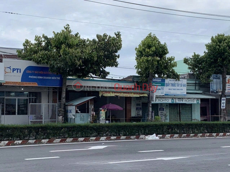OWNER NEEDS TO SELL A HOUSE WITH TWO STREET FRONTAGES (front and back) RIGHT AT THE TUAN DAU INTERSECTION – NATIONAL HIGHWAY 60, CHAU THANH, BEN TRE | Vietnam | Sales đ 3.6 Billion
