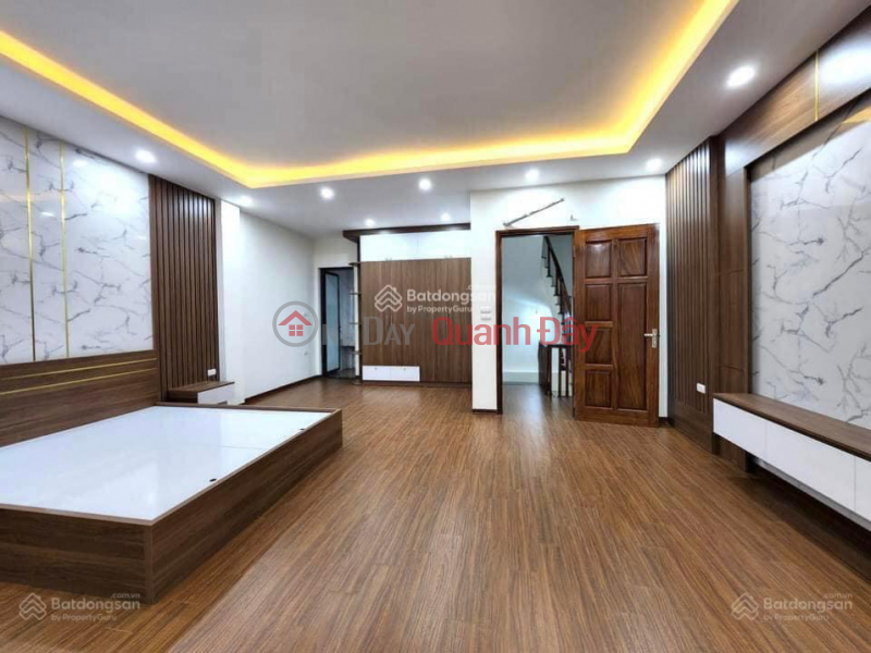 đ 5.95 Billion, House for sale in Kim Giang, area 40m2 x 5 floors, big alley, beautiful house, price 5.95 billion, new, ready to move in, registered address