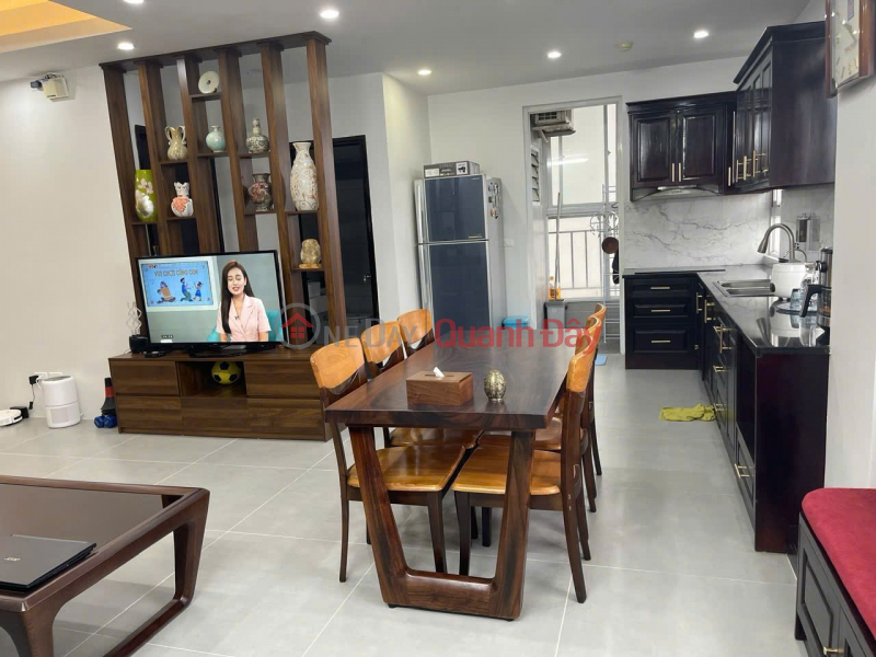 Property Search Vietnam | OneDay | Nhà ở, Niêm yết bán Chính chủ chuyển nhượng căn 2PN Sunrise Building 2, Long Biên - 93,2m2, full nội thất, giá 5,8 tỷ