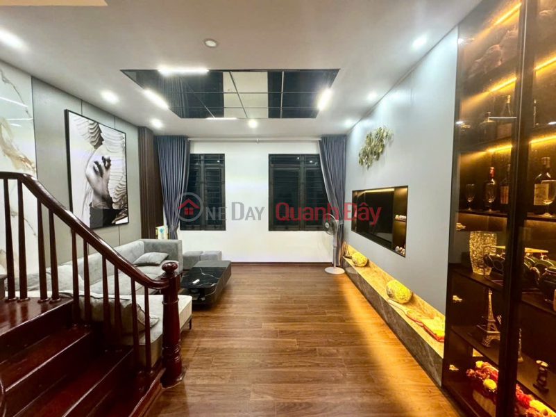 HOUSE FOR SALE IN VU TRONG PHUNG - 7 FLOORS, THROUGH ALLEY - ONLINE BUSINESS, ONLY 20M TO THE STREET Sales Listings