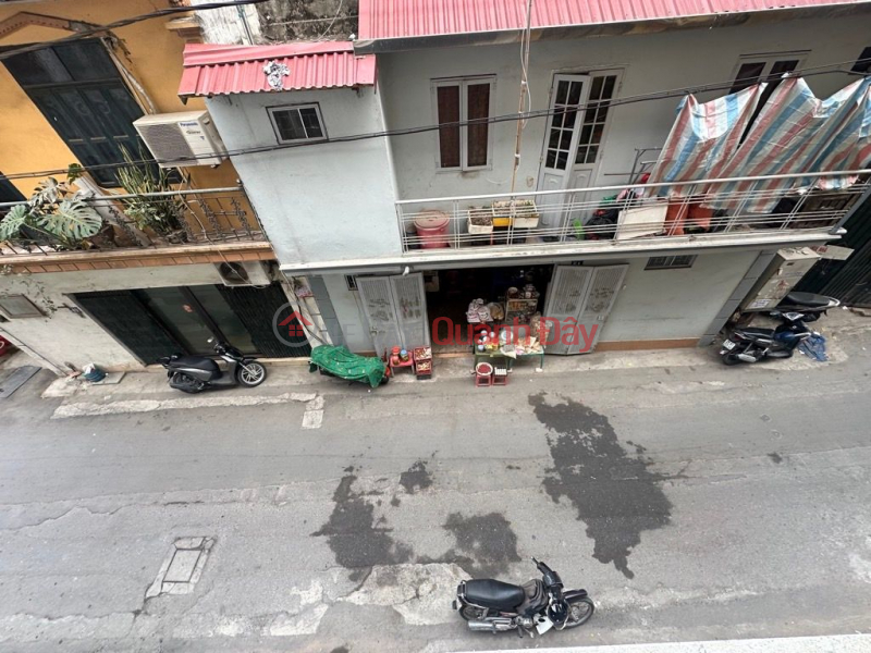 House for sale on Phu Vien street, Bo De, 30m x 5 floors, only 8 billion VND (negotiable). Contact 0936123469 | Vietnam | Sales đ 8 Billion