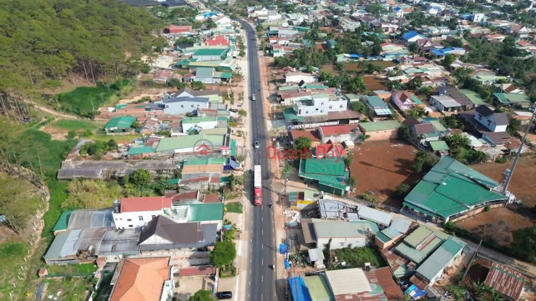 BEAUTIFUL LAND - INVESTMENT PRICE - OWNER URGENTLY NEEDS TO SELL LAND LOT FRONT QL27 Don Duong, Lam Dong Vietnam | Sales | đ 2.5 Billion