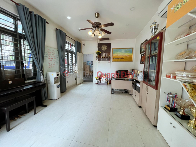 Selling Luxury Villa in Binh Hung Residential Area - 7x26 - Airy Park View - Very nice house - Genuine furniture Vietnam Sales, ₫ 15.5 Billion