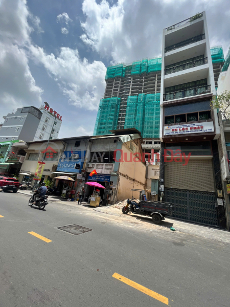 House for sale at 73 De Tham Street, Co Giang Ward, District 1, Vietnam | Sales đ 62 Billion