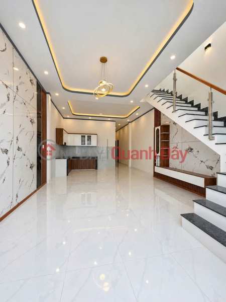 Selling a 5x18 meter house with separate title deed right next to Binh Loi market for only 1.78 billion VND (negotiable). Vietnam Sales, đ 1.78 Billion