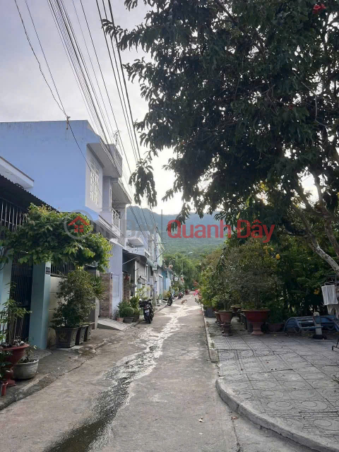 SELLING A HOUSE LEVEL 4 IN RESETTLEMENT IN VINH THAI LANDS - SOUTH NHA TRANG _0