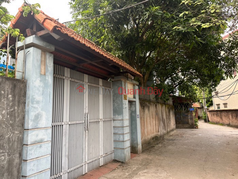 HOUSE FOR SALE NGO GIA TU CORNER LOT 207M 2 FLOORS MT 24M PRICE 10 BILLION 2 CARS AVOID WIDE AREA, INVESTMENT PRICE. Sales Listings