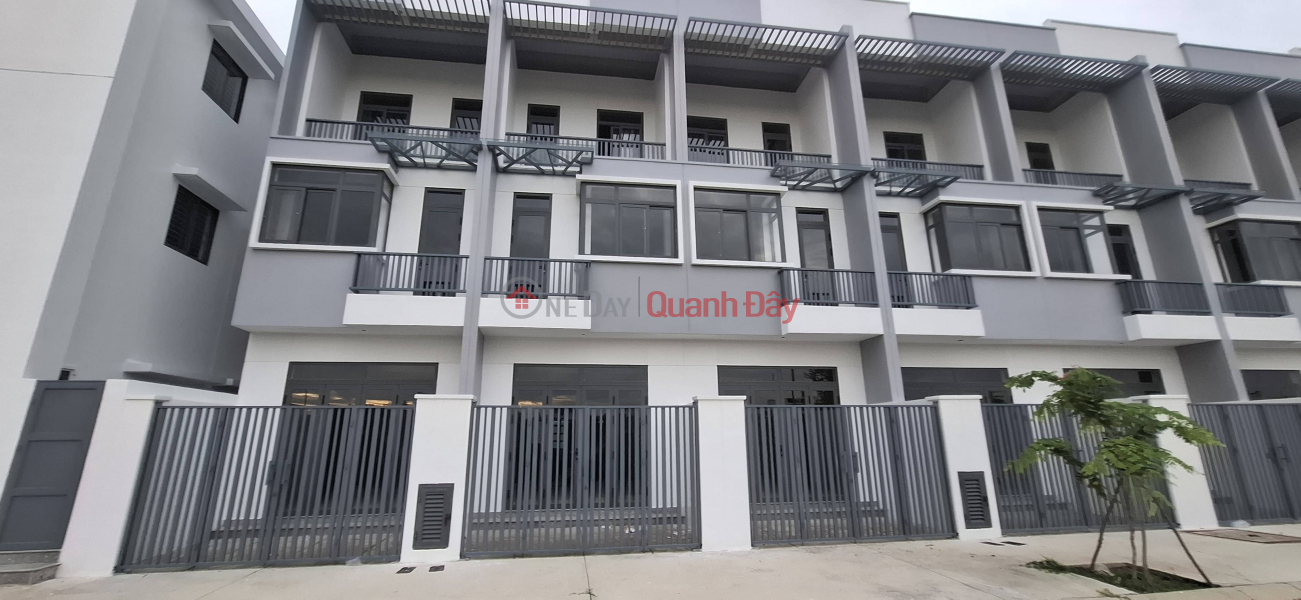 Property Search Vietnam | OneDay | Residential | Sales Listings | Townhouses located right next to Vietnam's largest industrial park - Prices starting at only 2.1 billion VND per unit.