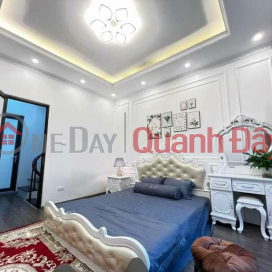 Nghi TAM STREET, TAY HO DISTRICT, HANOI PRICE OVER 4 BILLION Area:39.5M2 MT:3.6M 3 BEDROOM FREE FUN INTERIOR _0