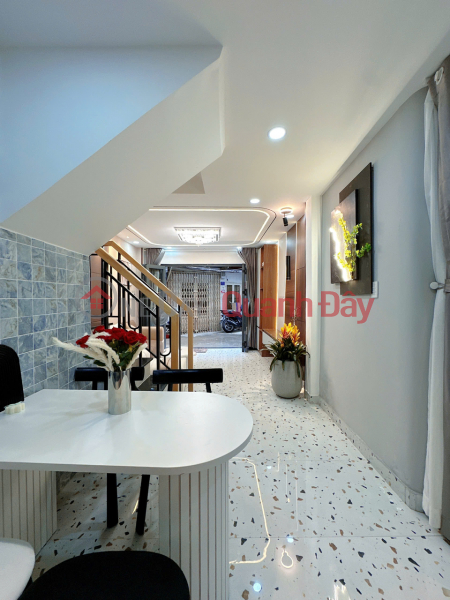 L2115 ️ House 1\\/ Tran Huy Lieu Street, Phu Nhuan District, Shared Ownership, Corner Lot, 3 Floors, 3.5x9m, 7.x billion VND, Vietnam | Sales đ 7.65 Billion