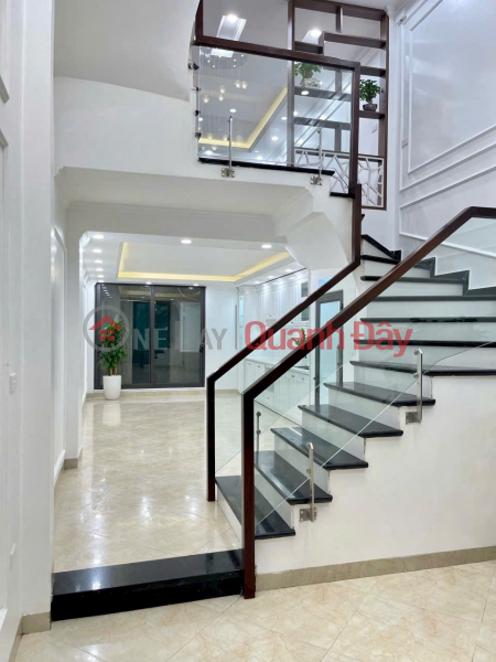 đ 7 tỷ, Bán nhà 298 Ngọc Hồi, 56m2, 5 tầng, Ô tô cất trong nhà, chỉ ~7 tỷ.LH 0904690958