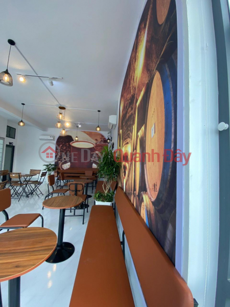 NEED TO GET QUICKLY Cafe Taka Roundabout East-West Boulevard - Nice Location Vietnam Sales đ 75 Million