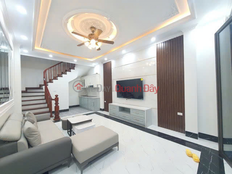 Property Search Vietnam | OneDay | Residential, Sales Listings House for sale in Cau Giay, 5 floors, imported furniture, ironwood staircase, frontage 4.2m\\/area 40m2, 8.9 billion