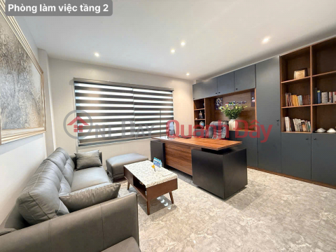 NHÀ ĐẸP PHÂN LÔ 7 TẦNG- THANG MÁY Cổ Linh 70m2 X 26 Tỷ Long Biên-Hà Nội. _0