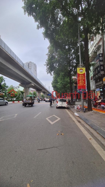 HOUSE FOR SALE ON QUANG TRUNG HA DONG STREET CORNER LOT SUPER CHEAP PRICE 239 million\\/M2 SOCCER SIDEWALK RED BOOK acreage 258 M2 ACTUAL 263 Sales Listings
