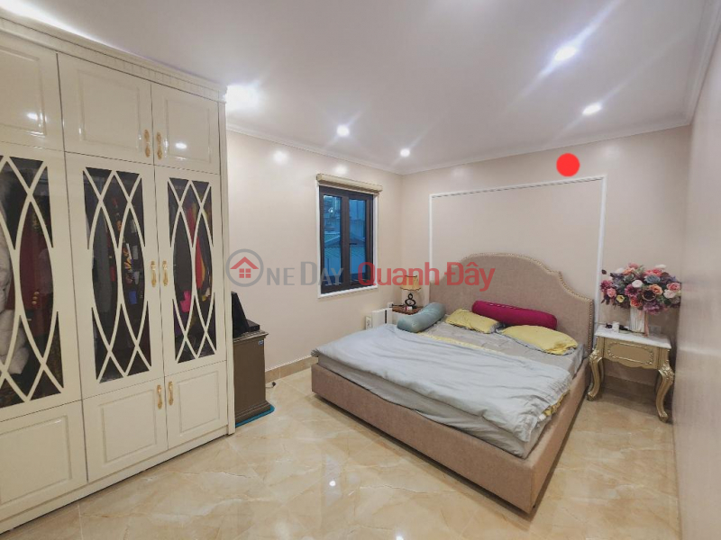 FOR URGENT SALE OF A CORNER LOT HOUSE, TWO AIR SIDES, APPROXIMATELY 50M2, 4 FLOORS, 10M FRONTAGE AT 325 KIM NGUU, CARS AVOID, PINE Vietnam, Sales đ 9.6 Billion