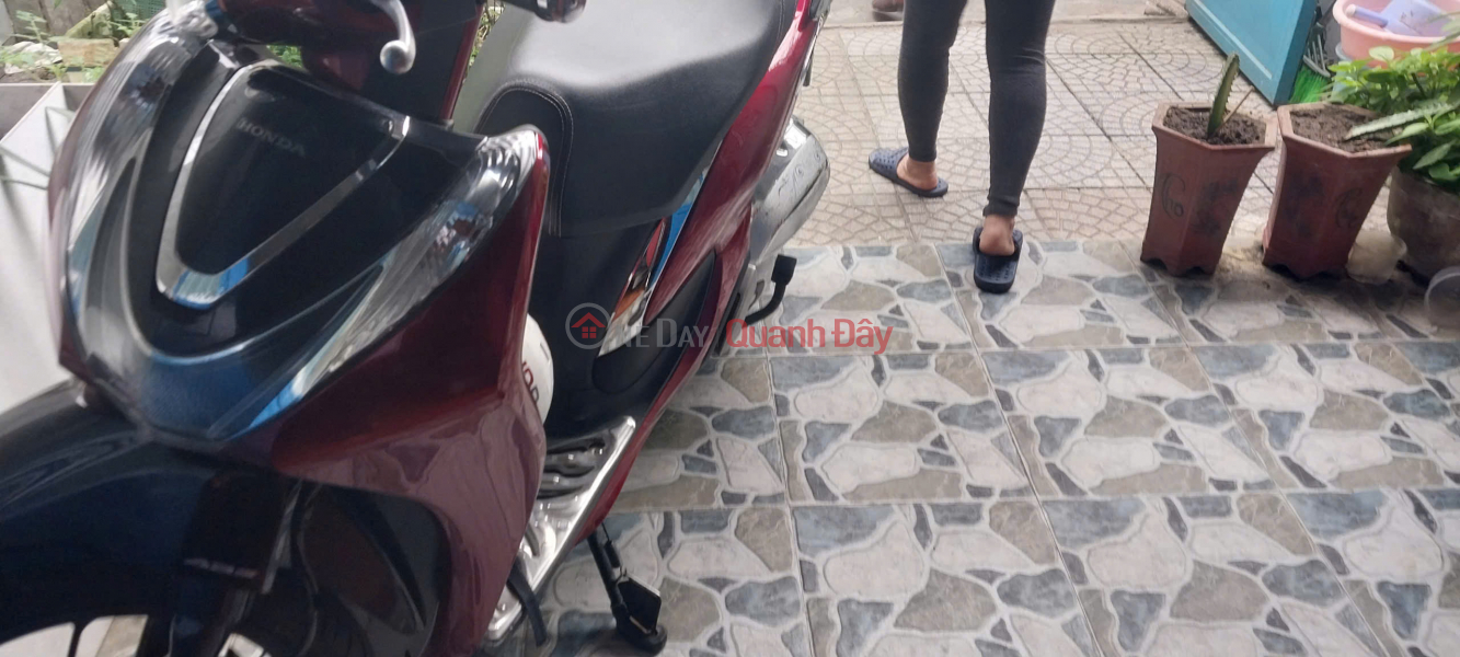 ► 2.2x billion house 63m2 Hoang Dieu alley Cho Moi area, C4, large parking lot, open alley, walking distance to market, school Vietnam | Sales, đ 2.29 Billion