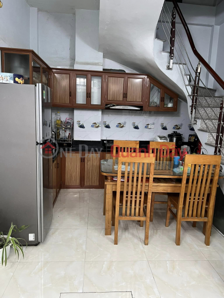 Property Search Vietnam | OneDay | Nhà ở | Niêm yết bán | Bán nhà Nguyễn Văn Cừ 42m x 3T, LÔ GÓC, oto Kia đỗ cửa giá 3 tỷ 5 có TL. LH: 0936123469