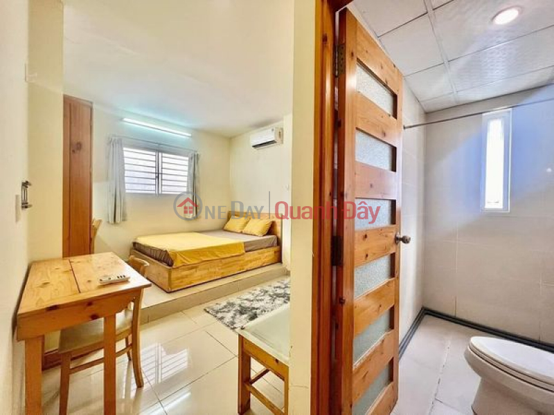 đ 4.7 Million/ month Fully furnished room on Le Van Sy street, District 3