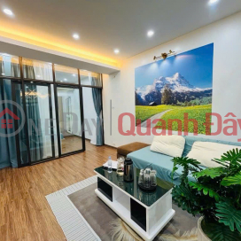 Hoang Quoc Viet military apartment complex, 110m2, 4 bedrooms, 2 open spaces, car parking at the door, price 5.45 billion _0
