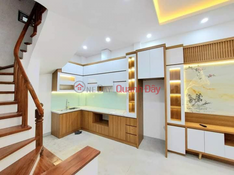 TRUNG TÂM QUẬN HAI BÀ TRƯNG NHÀ ĐẸP 4 TẦNG MẶT NGÕ THÔNG PHỐ NGUYỄN CAO DT:30M2 MT:3.6M 3 PHÒNG NGỦ GIÁ: 5.25 Việt Nam | Bán | đ 5,25 tỷ