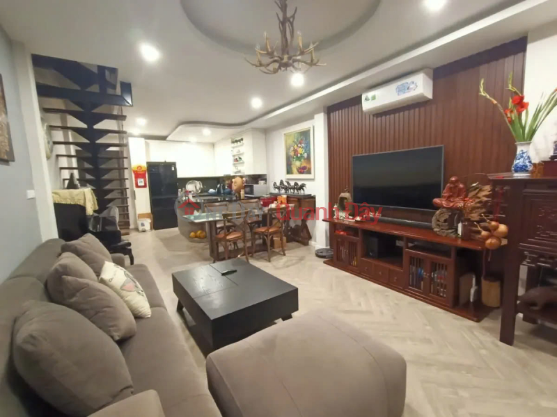 Property Search Vietnam | OneDay | Residential Sales Listings | Beautiful new house, both residential and business, on Tran Khat Chan dike 41m2, 4 floors, frontage 4 10.5 billion Hai Ba Trung.