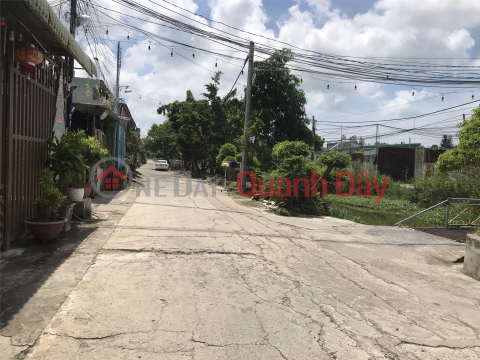 Selling a land lot in front of the canal, opposite the resettlement area of Ward 10, Vung Tau _0