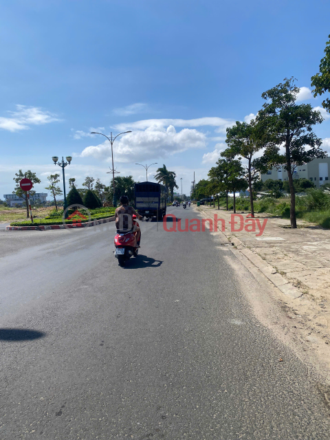 bán nhà 5 tầng gần vincome tuy hòa,lh 0866563878 _0