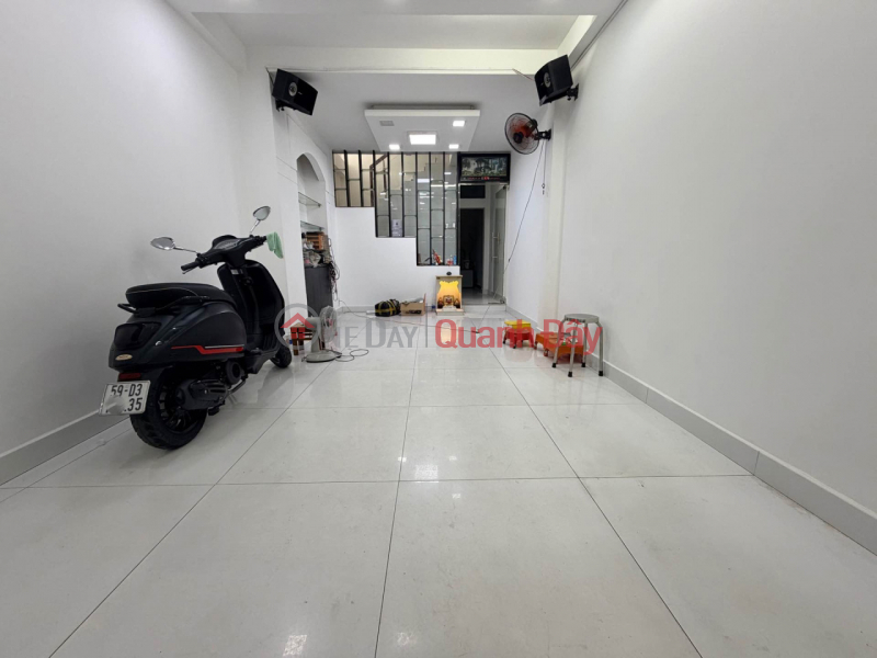 [L2479] Nhà 4 tầng hẻm xe hơi sát ĐH Văn Lang, 12.x tỷ Niêm yết bán
