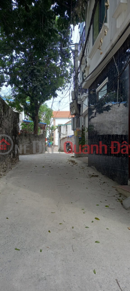 ₫ 1.2 Billion, 64m Phung Chau car alley, open everywhere. Front 5m, rear 5m. Price is just over 10 million\\/m2. Contact Thang: 0982963222