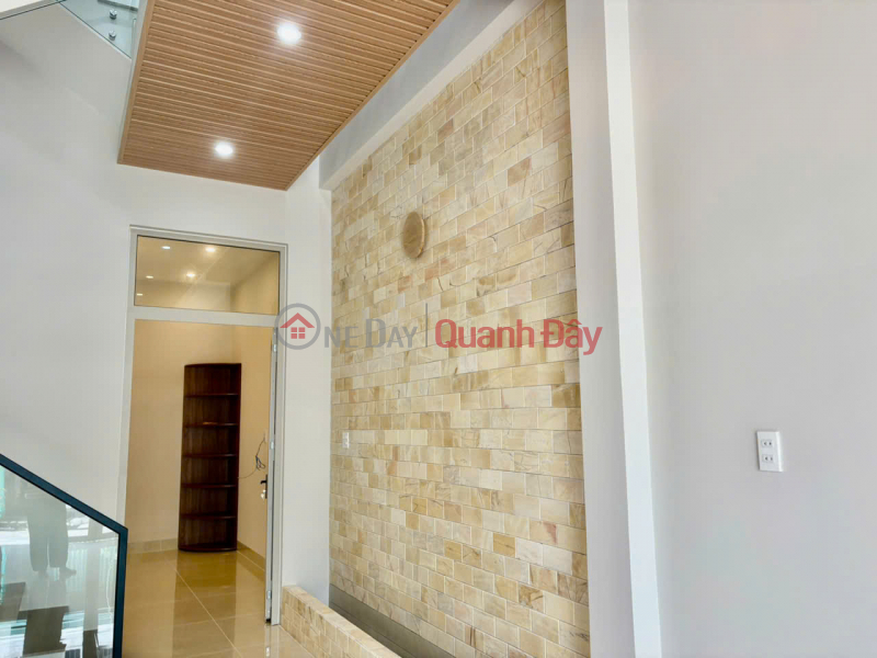 đ 2.7 Billion | 3-storey Street-front House, Sa Dec Ward: 65m2, 3 Bedrooms, Price 2.7 Billion, Pink Book