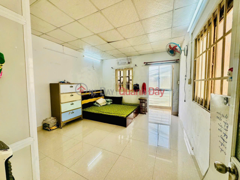 House for sale (4x11) TRUCK ALLEY, pink book, Duong Ba Trac, bustling business area Sales Listings