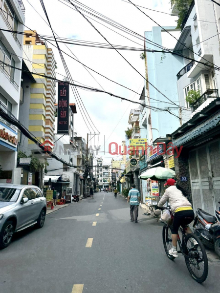 đ 11.18 Billion, **House for sale on Nguyen Thanh Tuyen street front, ward 2, Tan Binh; (4x17) 4 floors, 11 billion