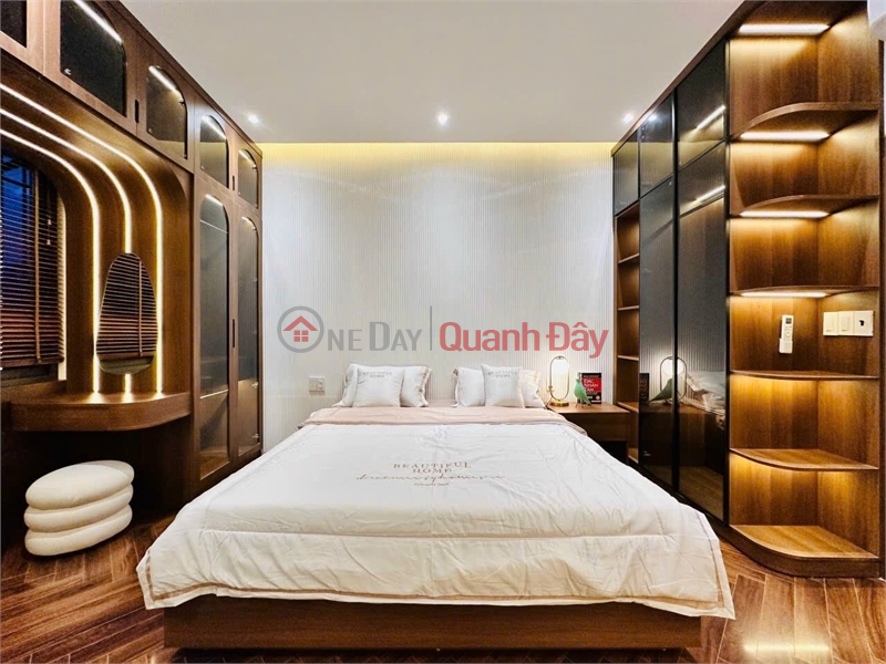 ₫ 10.9 Billion, Super Product 5-storey Elevator, High-class furniture - 10m Street, Quang Trung, Go Vap.