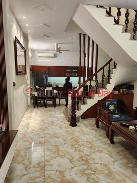 Property Search Vietnam | OneDay | Residential Sales Listings, Linh Lang townhouse for sale, Ba Dinh, 50m2. Size: 6m, Corner lot, car door, luxurious interior