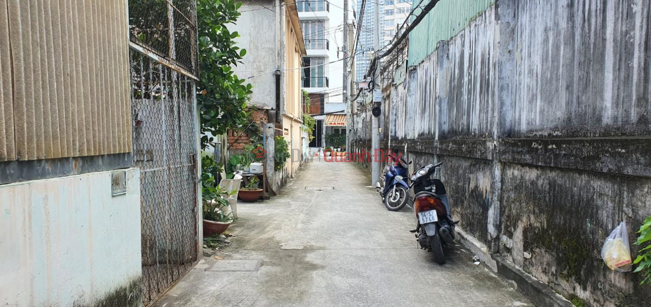 ₫ 12.5 Billion OWNER Needs To Sell HXH House Quickly, Location In Binh Thanh District, HCMC