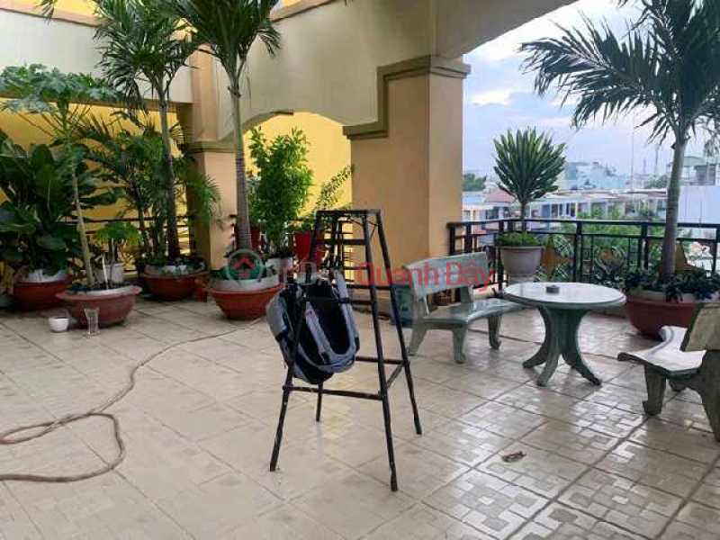 Biệt Thự Sân Vườn 4 Tầng, Phường 15 , Tân Bình Niêm yết bán