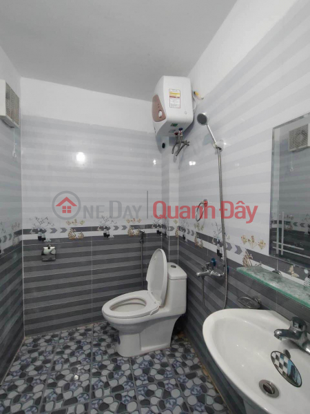 Property Search Vietnam | OneDay | Residential, Sales Listings | 2.5-storey house in Dien Bien alley, next to Nam Dinh tower. Car entrance to the place