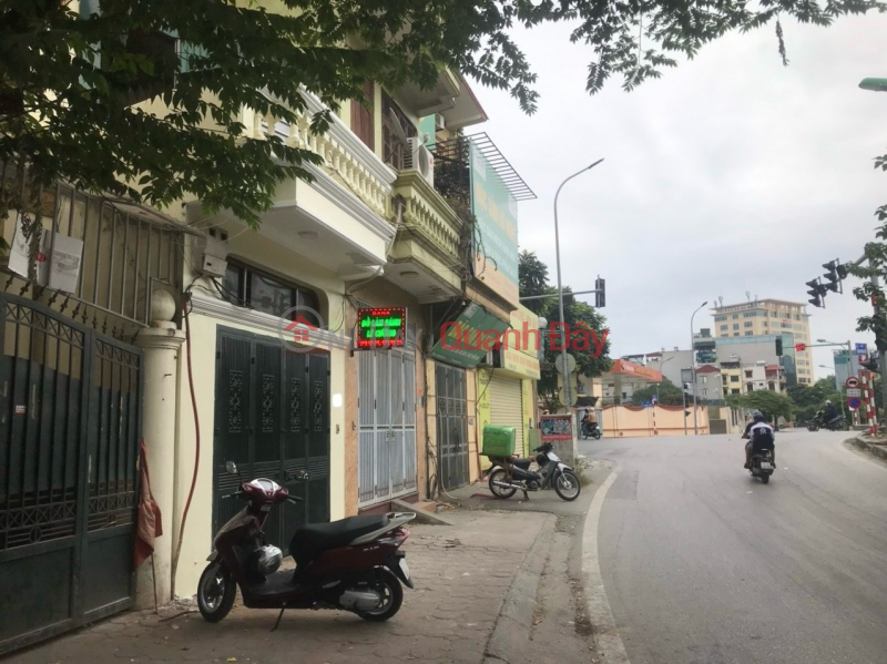 ₫ 16 Billion OWNER Needs to Sell Quickly House on Trinh Dinh Cuu Street, Beautiful Location in Thanh Xuan District, Hanoi City.
